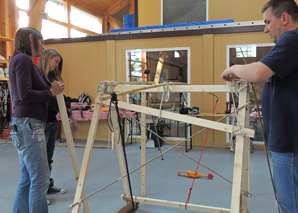 Construction d'une catapulte XXL avec concours de lancement