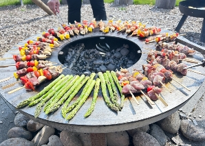 Outdoor cooking Emmental