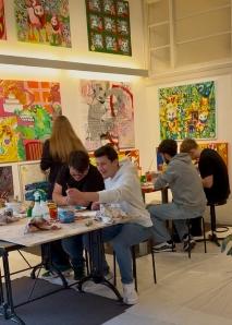 Bilder malen und Burgdorfer Geschichten hören