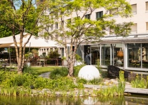 Hotel-Minigolf mit Essen in Bern