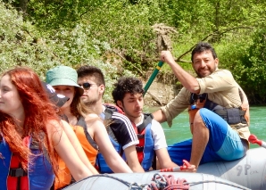 Schlauchbootfahrt auf der Aare