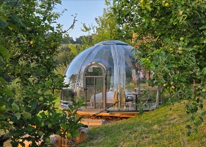 Passer la nuit dans la bulle, sous le ciel étoilé