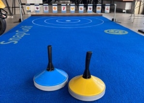 Eisstockschiessen indoor mit Tavolata