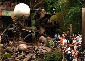 Führung durch den Skulpturenpark von Bernhard Luginbühl