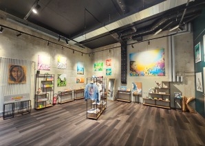 Creating digital graffiti and caps as a team