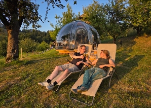 Passer la nuit dans la bulle, sous le ciel étoilé
