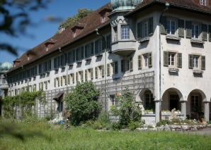 Bogenschiessen im Klostergarten