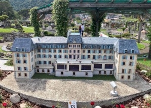 Guided tour of the Swissminiatur studios