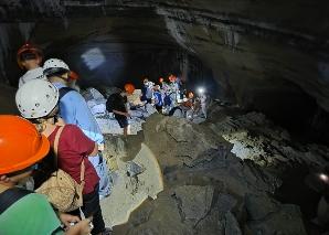Visite de la grotte de Burgdorf