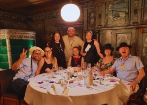 Dîner du crime avec jeu de rôle