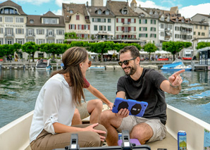 Chasse aux agents de bateaux à moteur sur le lac de Zurich