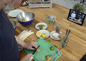 Online cooking course - live and together