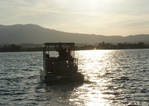 Solar boat tour on Lake Thun