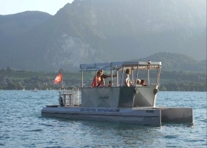 Solar boat tour on Lake Thun