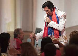 Elvis Show avec Tommy King
