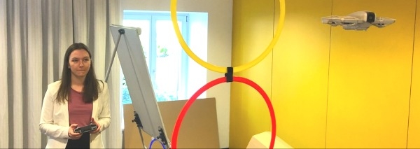 Événement drones en intérieur pour votre équipe