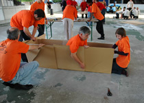 Construire un bateau en carton