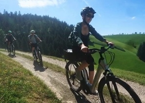 E-Biketour mit Plauschspielen und Grillplausch